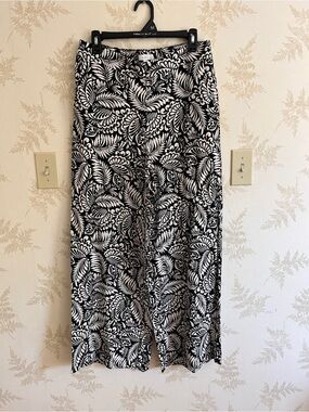 LOFT Leaf-Print Wide Leg Pants